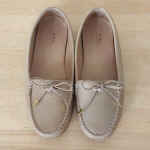 A.P.C. Tan Leather Flats